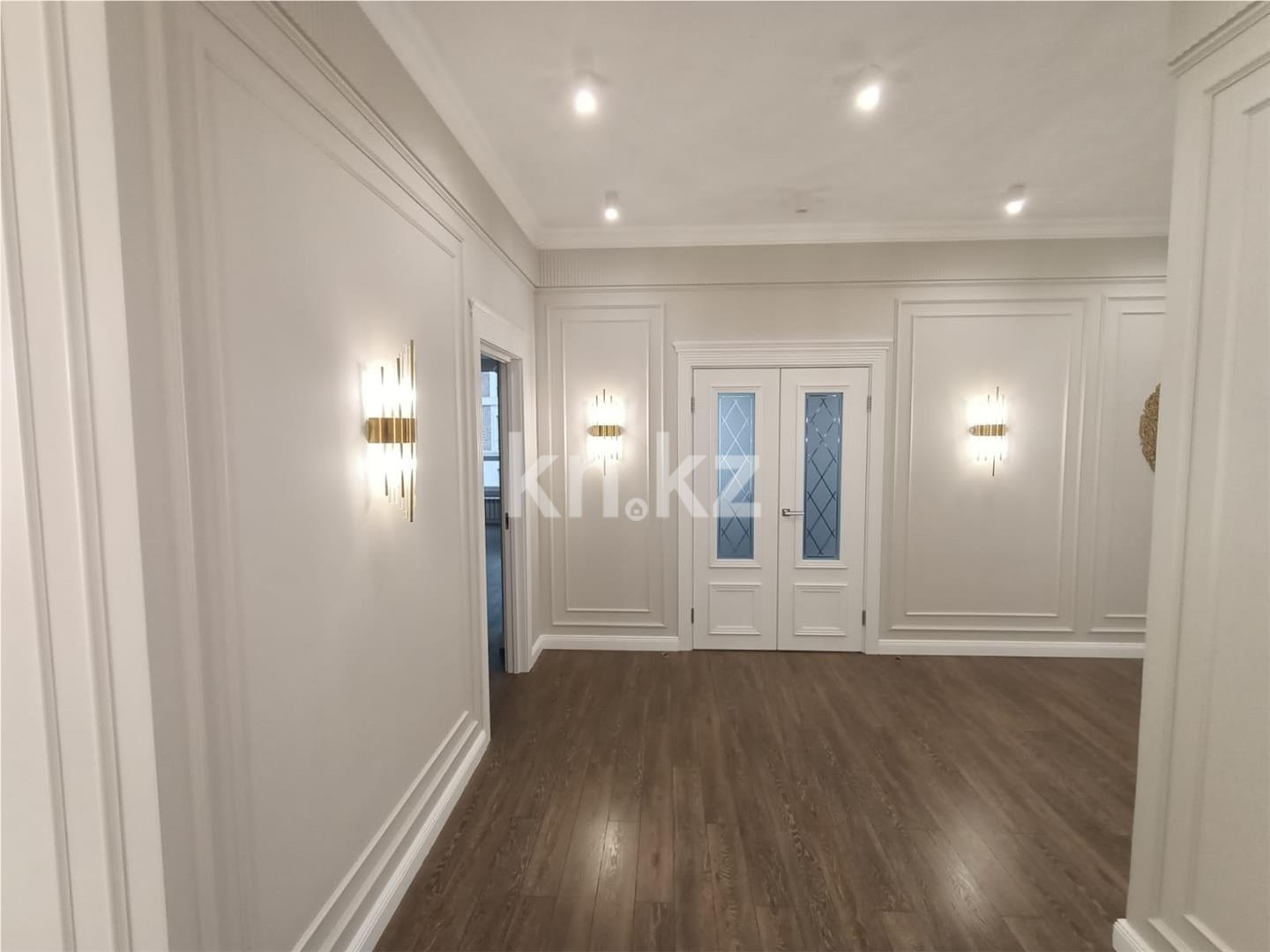 Продажа 4-комнатной квартиры, 210 м² в Астане - фото 60