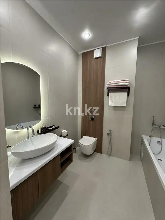 Продажа 4-комнатной квартиры, 126 м², пр. Аль-Фараби, дом  1 в Астане - фото 6