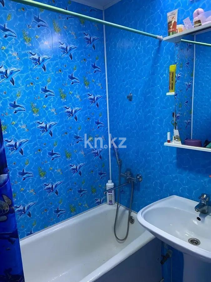 Продажа 3-комнатной квартиры, 58 м², мкр-н Восток-3, дом  18 в Караганде - фото 5