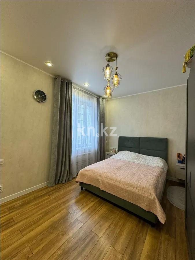 Продажа 3-комнатной квартиры, 88 м², ул. Дюсембекова, дом  83/1 в Караганде - фото 2