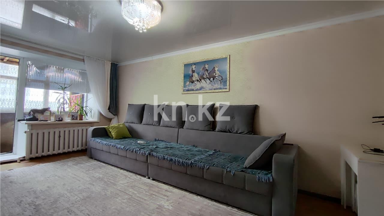 Продажа 3-комнатной квартиры, 66 м², мкр-н 18 - Продажа квартир в Караганде фото 1 из 15