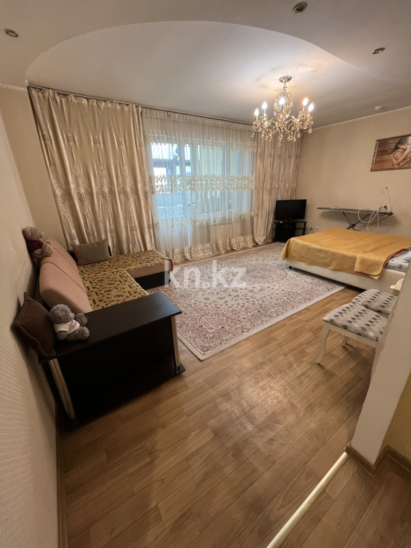 Аренда 1-комнатной квартиры посуточно, 62 м², Абая, дом  63 - ул. Валиханова - Аренда квартир посуточно в Астане с фото фото 15 из 18