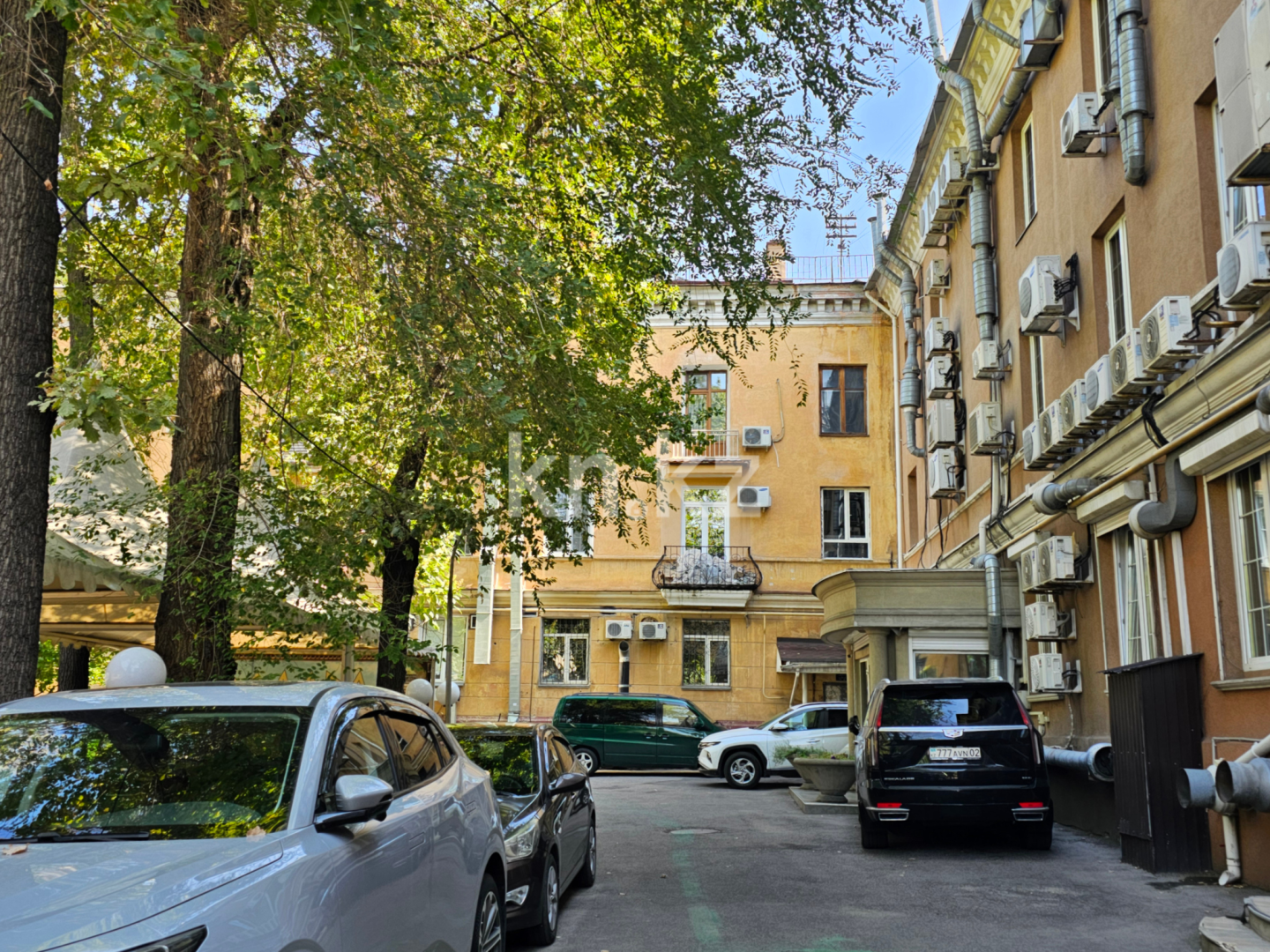 Продажа 3-комнатной квартиры, 80.7 м², ул. Желтоксан в Алматы - фото 26