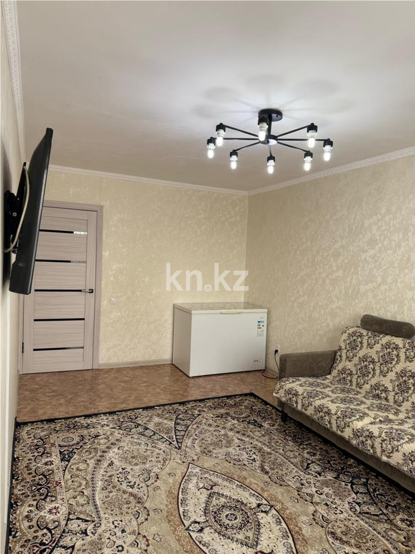 Продажа 2-комнатной квартиры, 47 м², мкр-н 18 - Продажа квартир в Караганде фото 2 из 12