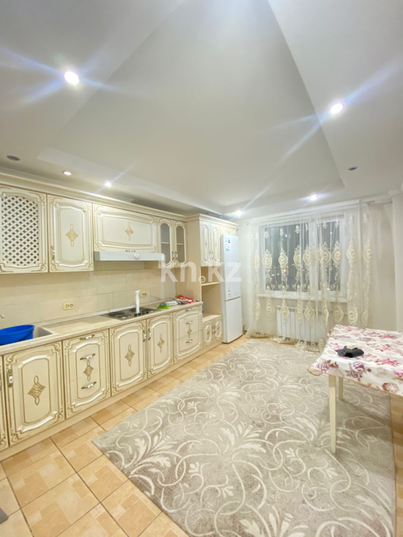 Аренда 2-комнатной квартиры, 52 м², ул. Кенесары, дом  70 - ул. Брусиловского - Аренда квартир помесячно в Казахстане фото 1 из 11