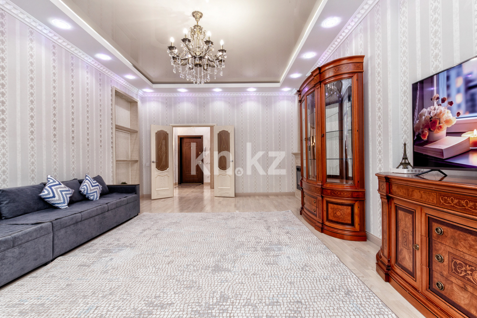 Аренда 3-комнатной квартиры посуточно, 130 м², ул. Керей, Жанибек хандар, дом  14/2 - ул. Сауран - Аренда квартир посуточно в Астане без посредников фото 8 из 17