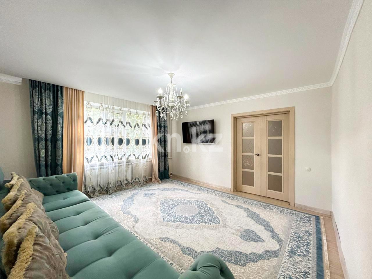 Продажа 3-комнатной квартиры, 75 м², ул. Сатыбалдина - Продажа квартир в Караганде фото 2 из 19