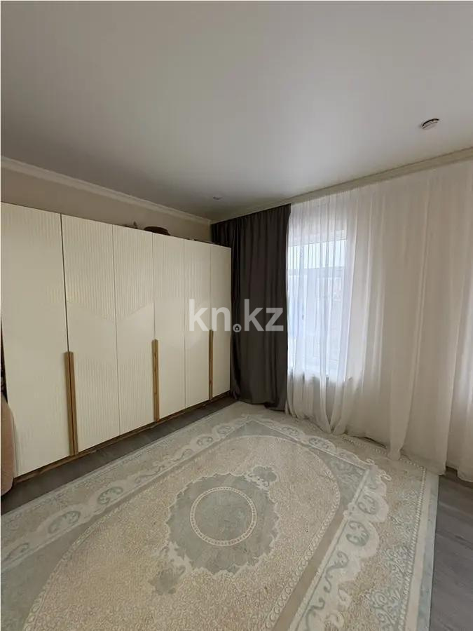 Продажа 4-комнатной квартиры, 155 м² в Караганде