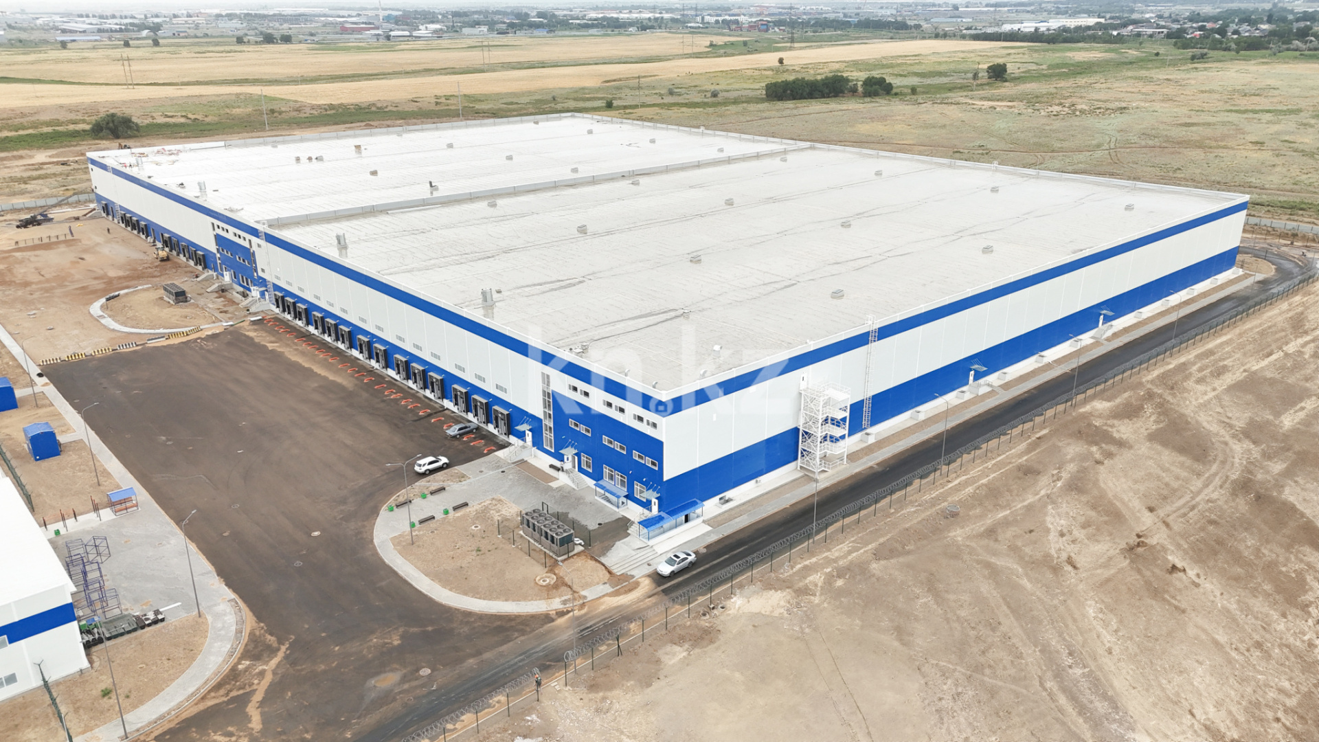 Аренда , 5000 м², АКХ Жетысу, дом  1095 - Аренда баз, складов и промышленной недвижимости в Алматы с фото фото 4 из 11