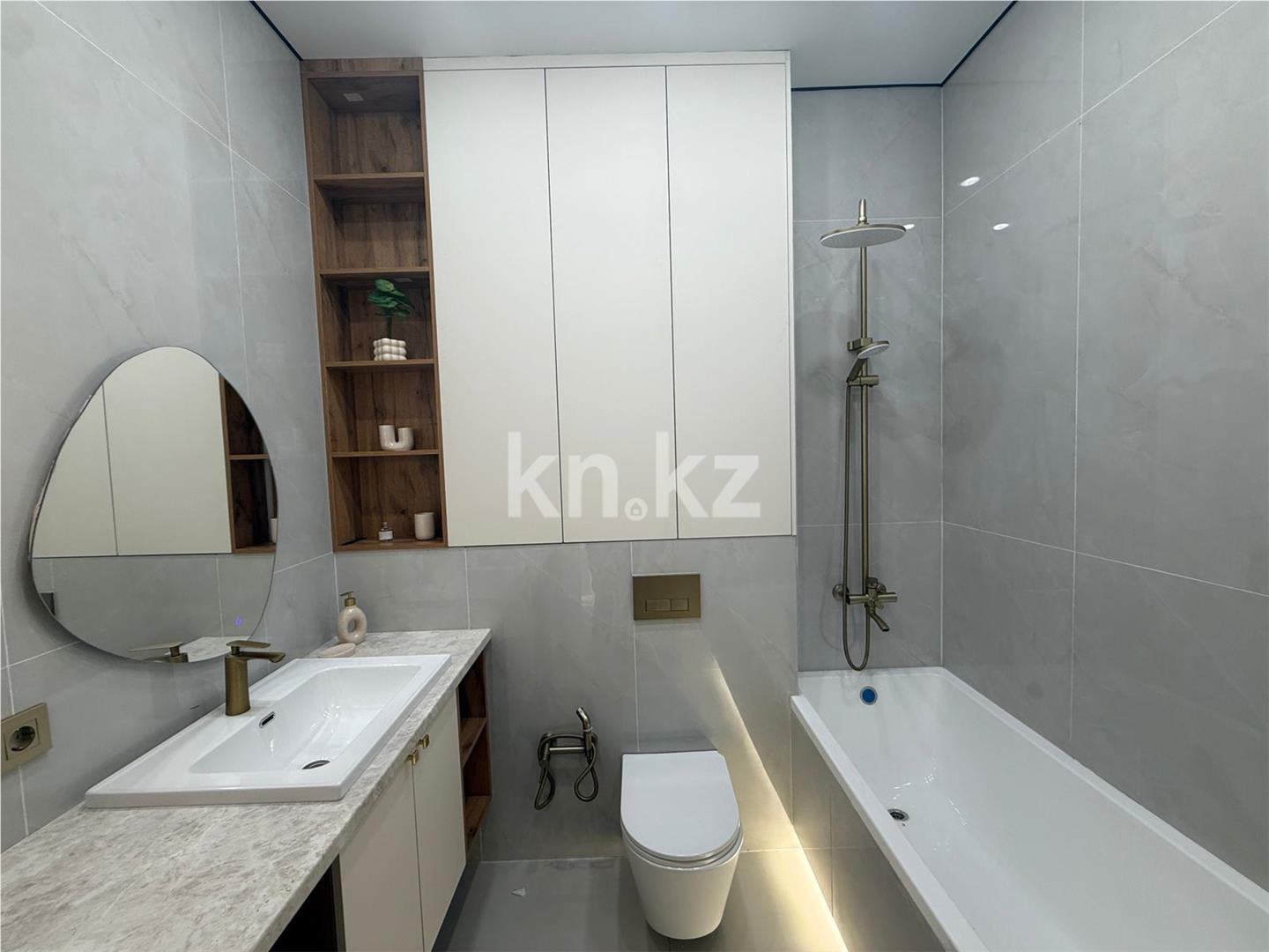 Продажа 2-комнатной квартиры, 38 м², ул. Е-15 в Астане - фото 5