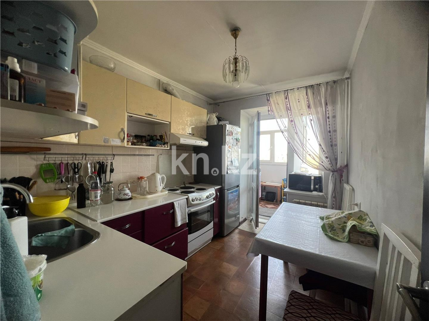 Продажа 4-комнатной квартиры, 72 м², ул. Гапеева - Продажа  четырехкомнатных квартир в Караганде фото 9 из 12