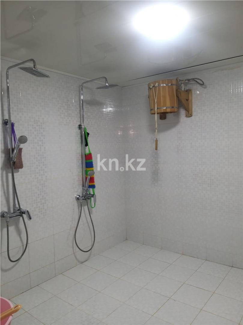 Продажа 5-комнатного дома, 520 м², ул. Муканова - Продажа домов и коттеджей в Караганде фото 35 из 51