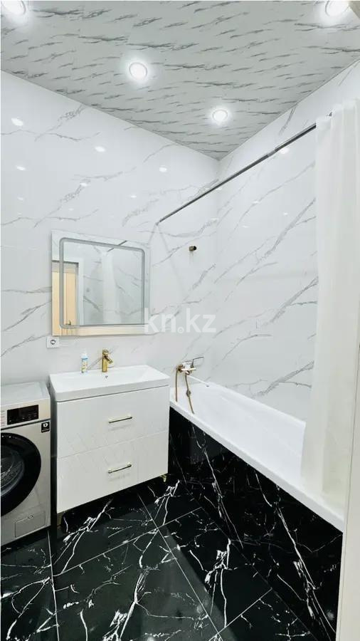 Продажа 2-комнатной квартиры, 79 м², пр. Райымбека, дом  348/1 в Алматы - фото 3