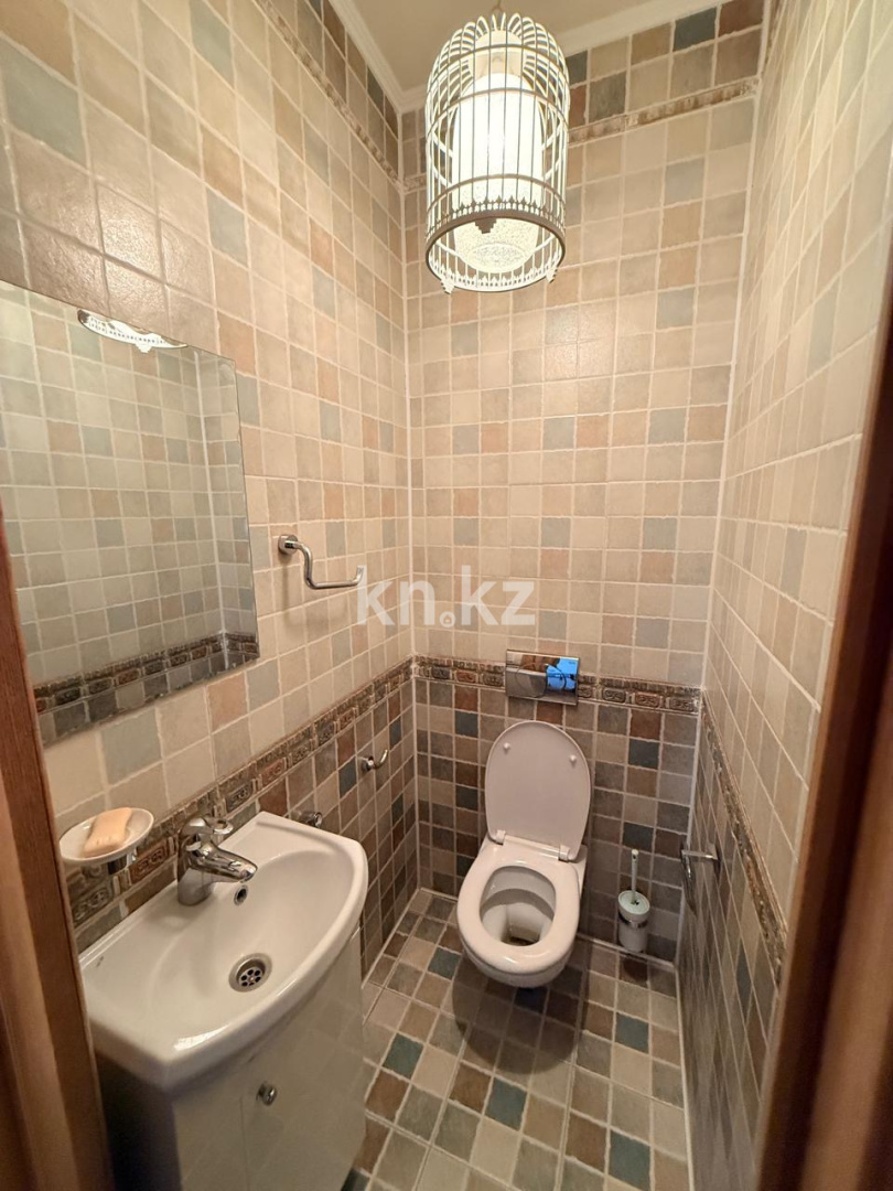 Продажа 4-комнатной квартиры, 98 м² - Продажа четырехкомнатных квартир в Караганде фото 11 из 26