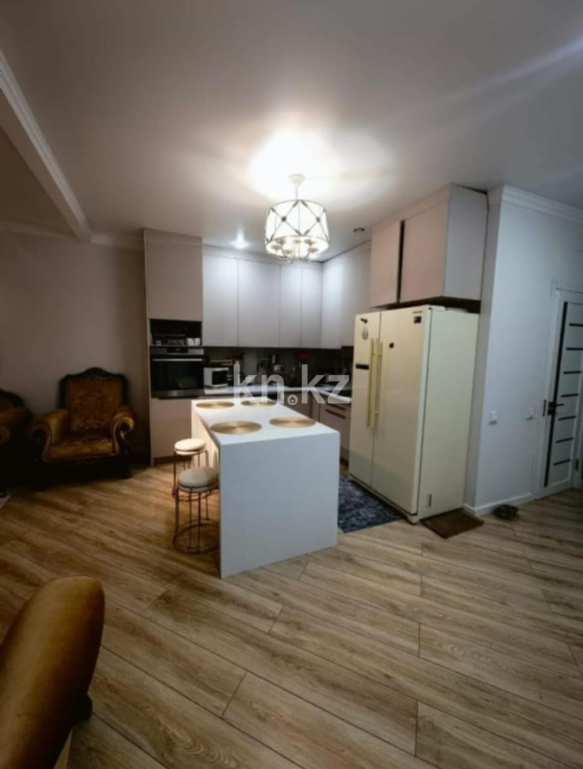 Продажа 3-комнатной квартиры, 76 м², ул. Достык, дом  5 - Продажа квартир в новостройках Астаны без посредников с фото фото 1 из 20