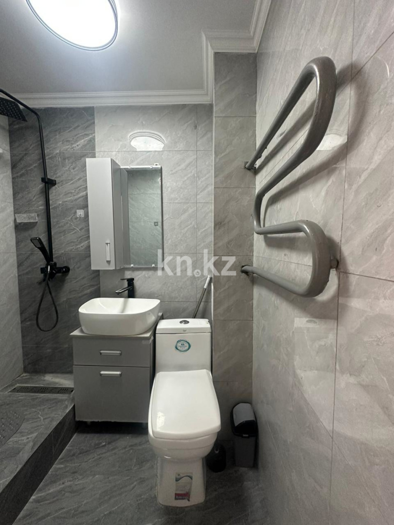 Продажа 2-комнатной квартиры, 50 м², пр. Райымбека в Алматы - фото 10