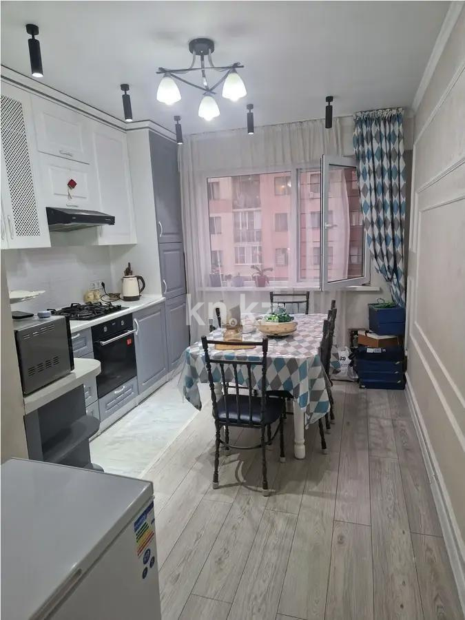 Продажа 2-комнатной квартиры, 72 м², ул. Жунисова, дом  12/1 в Алматы - фото 3