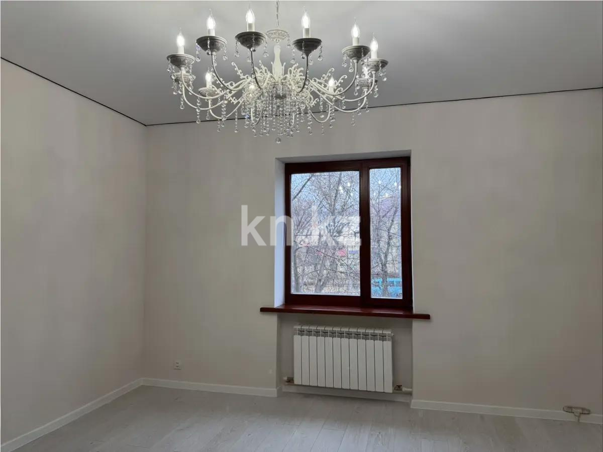 Продажа 3-комнатной квартиры, 79 м², ул. Абая, дом  51 в Караганде - фото 2