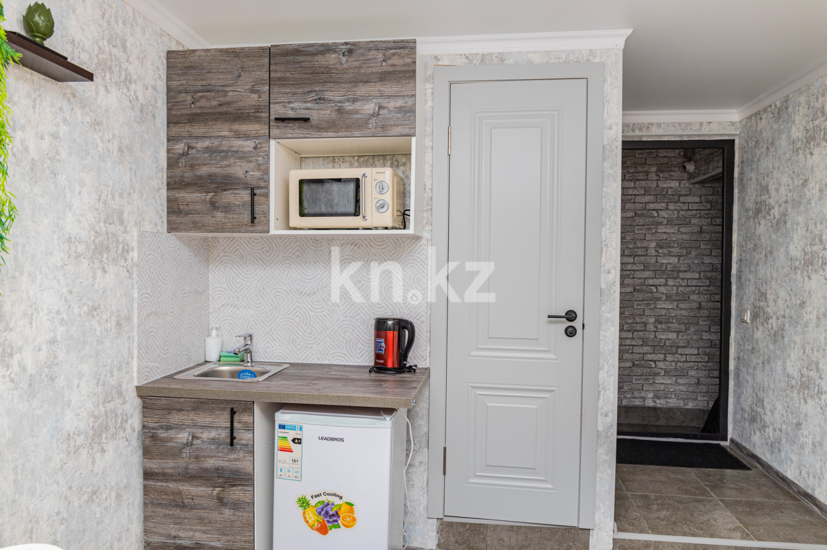 Аренда 1-комнатной квартиры посуточно, 15 м², ул. Си Синхая, дом  22 - ул. Жарокова - Аренда  однокомнатных квартир посуточно в Алматы с фото фото 6 из 7