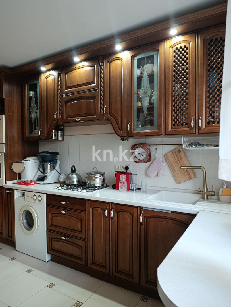 Продажа 3-комнатной квартиры, 65 м², ул. Айманова в Алматы - фото 14