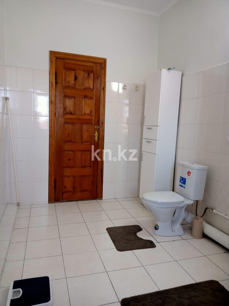 Продажа 5-комнатного дома, 274.6 м², ул. Доскея - Продажа домов, коттеджей в Караганде фото 24 из 26