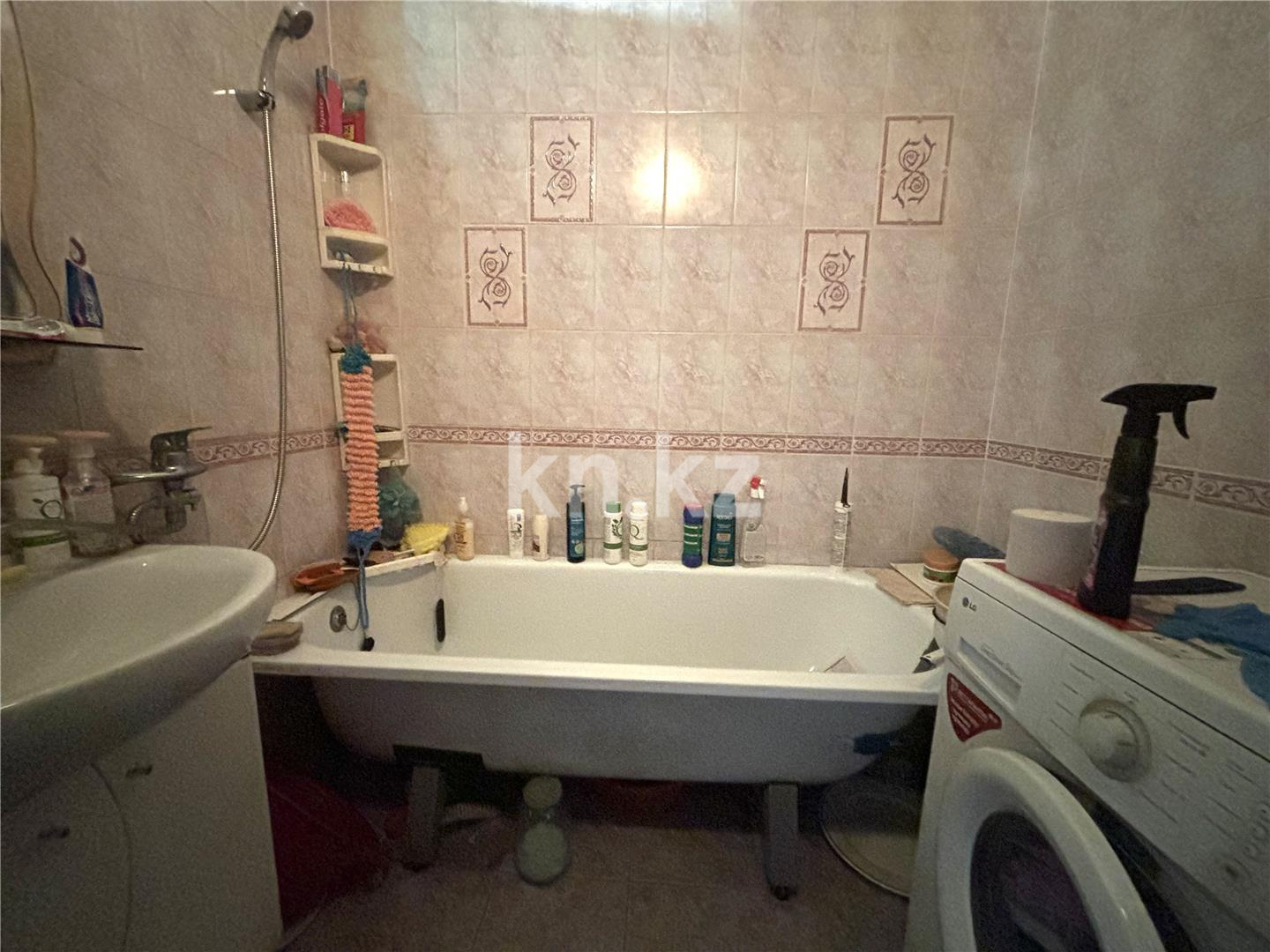 Продажа 2-комнатной квартиры, 47 м², пр. Назарбаева, дом  24 в Караганде - фото 7