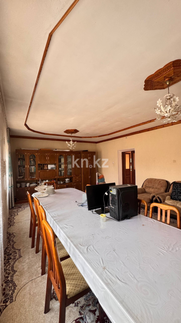 Продажа 8-комнатного дома, 200 м², Мельничная, дом  9а - Продажа домов, коттеджей в Казахстане фото 10 из 40
