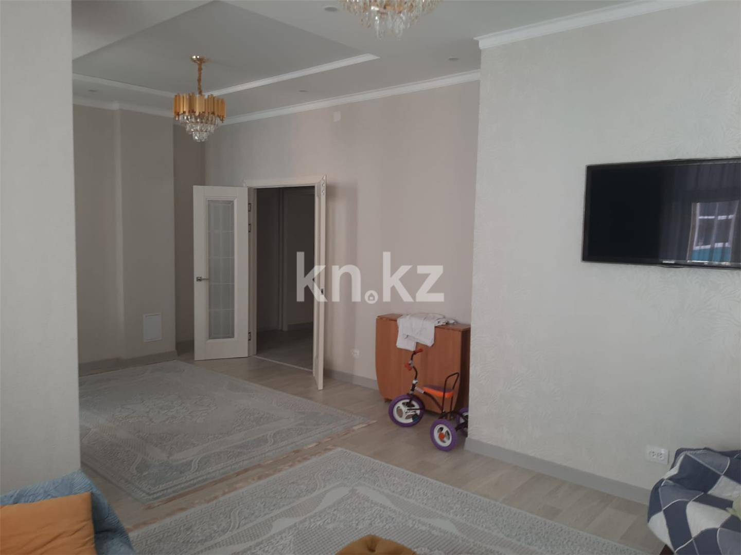 Продажа 4-комнатной квартиры, 117 м², пр. Строителей, дом  33/4 - Продажа  четырехкомнатных квартир в Караганде с фото фото 1 из 21