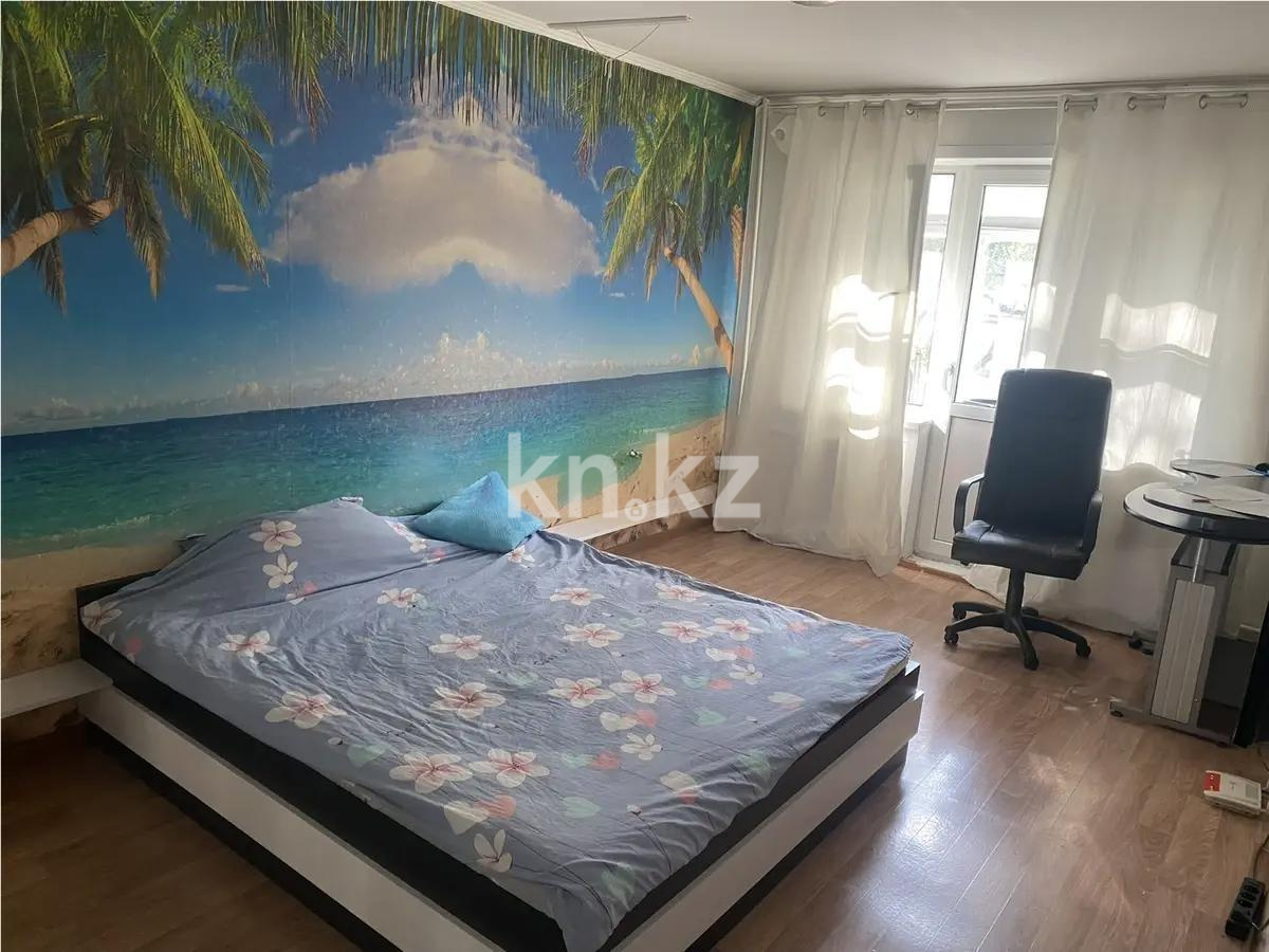 Продажа 1-комнатной квартиры, 32 м², 7 мкр., дом  20 - Продажа квартир в Казахстане фото 1 из 2