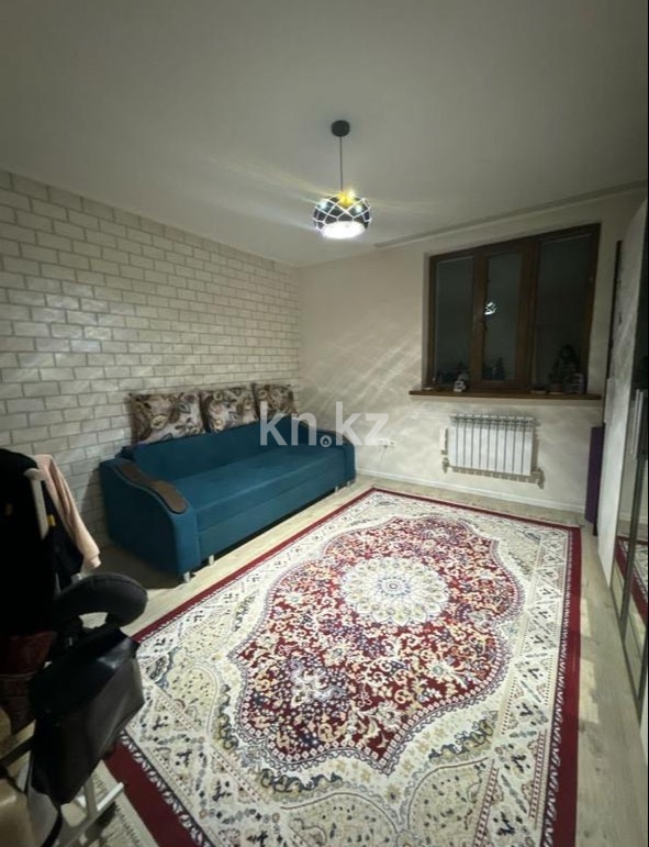 Продажа 6-комнатного дома, 234 м², ул. Халиуллина, дом  206 - Продажа домов, коттеджей в Алматы без посредников фото 1 из 10