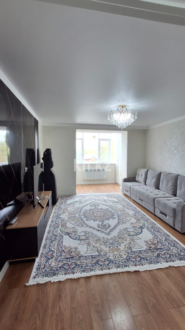 Продажа 2-комнатной квартиры, 81.4 м² - Недвижимость в Уральске фото 1 из 20