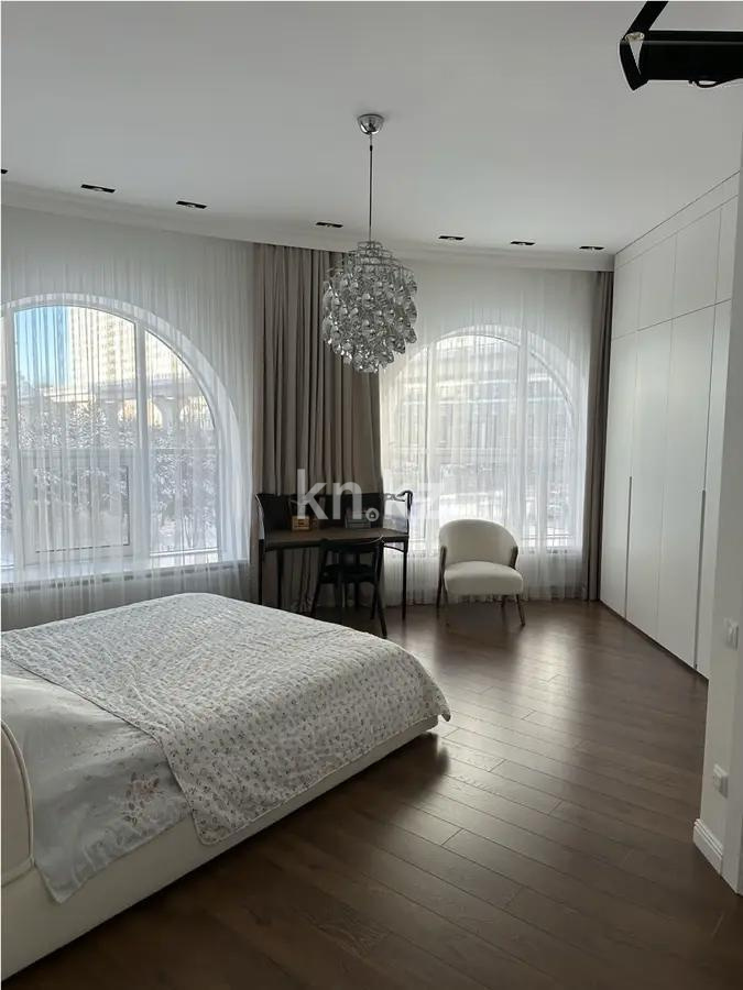 Продажа 3-комнатной квартиры, 130 м² - Недвижимость в Астане фото 1 из 6