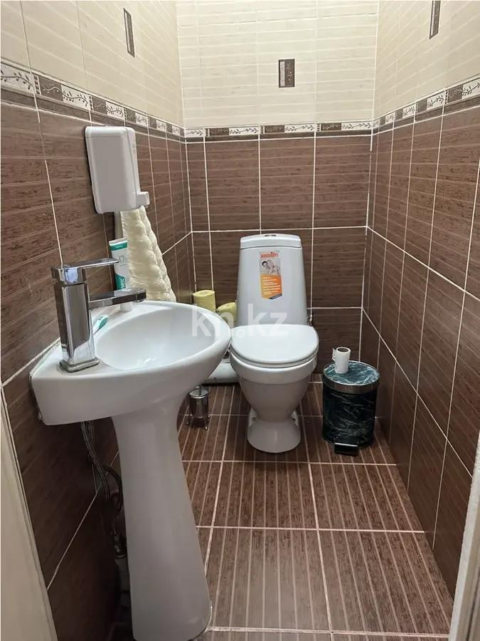 Продажа 3-комнатной квартиры, 102.5 м², мкр-н Аксай-4, дом  121 в Алматы - фото 6