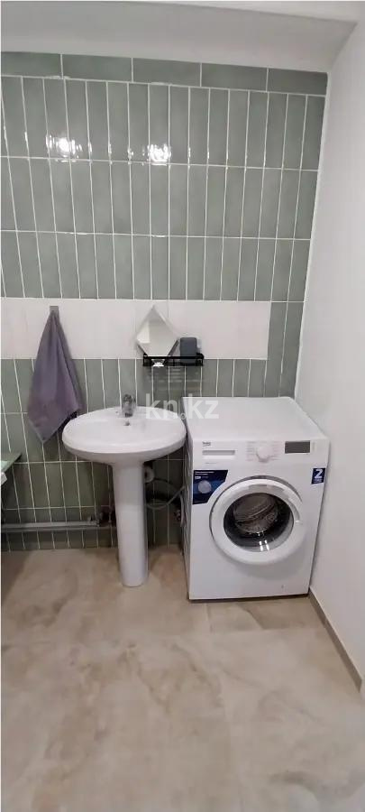 Продажа 3-комнатной квартиры, 54 м², ул. Халиуллина, дом  168 - Продажа  трехкомнатных квартир в Алматы с фото фото 1 из 2