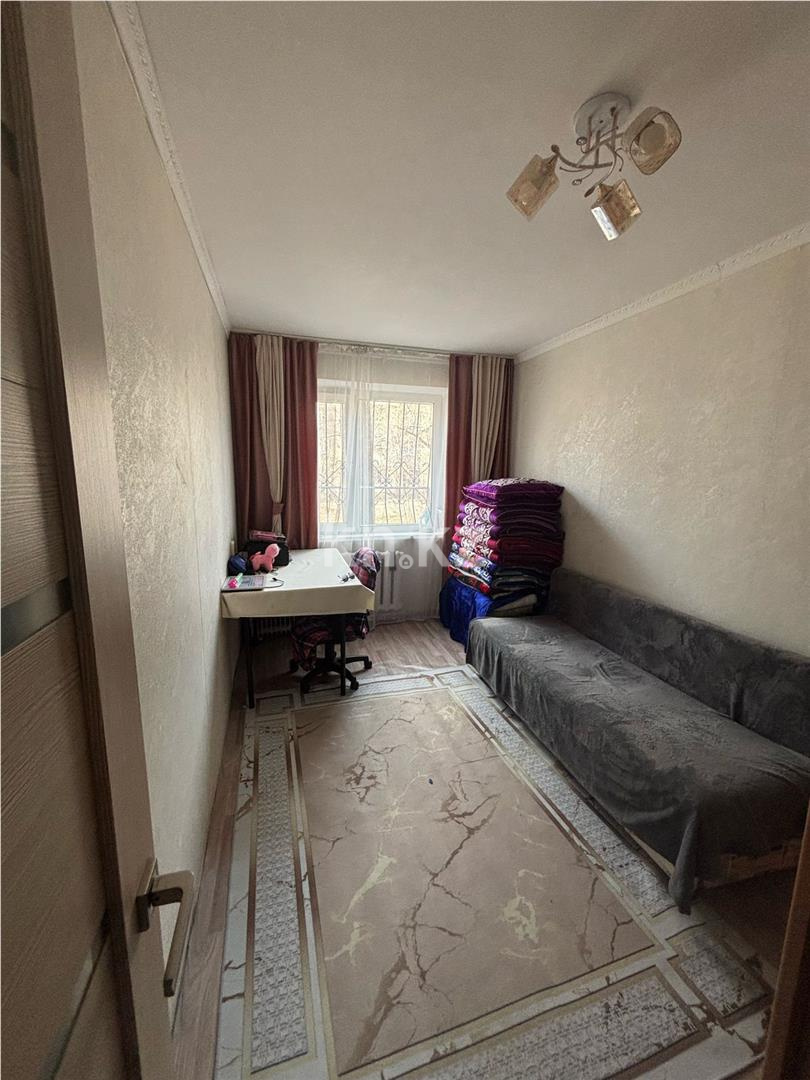 Продажа 3-комнатной квартиры, 62 м², мкр-н 17, дом  49 в Караганде - фото 3