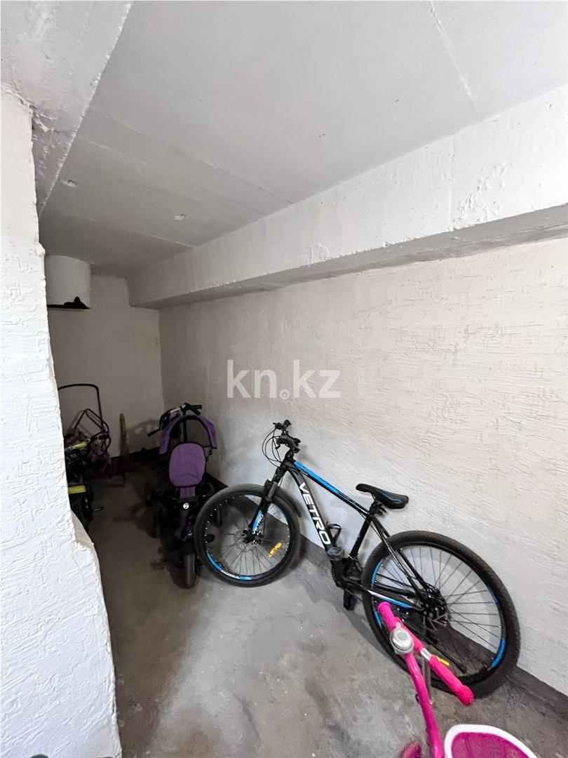 Продажа 5-комнатной квартиры, 110 м² в Караганде - фото 24
