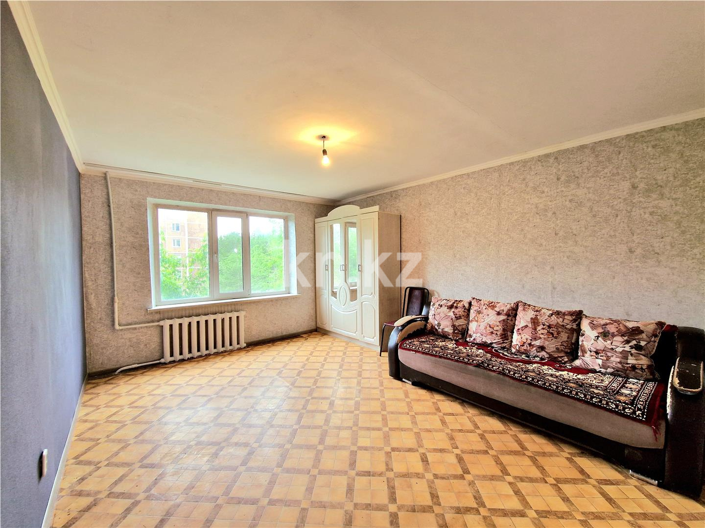 Продажа 1-комнатной квартиры, 35 м² - Продажа однокомнатных квартир в кирпичном доме в Караганде фото 2 из 8