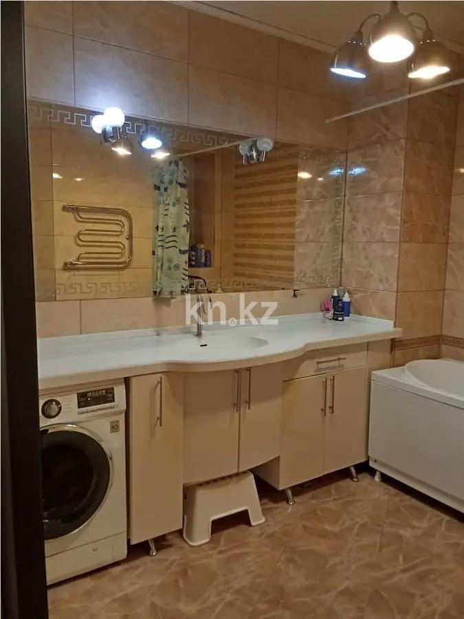 Продажа 4-комнатной квартиры, 130 м² - Продажа четырехкомнатных квартир от собственников в Караганде фото 6 из 7