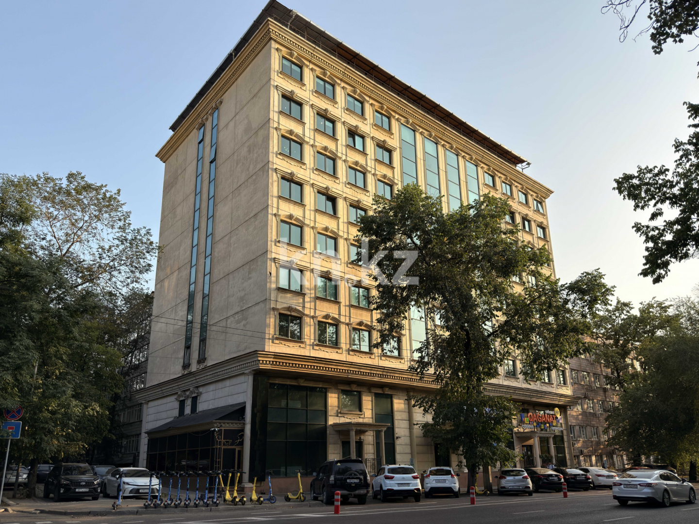 Продажа , 596 м², ул. Богенбай батыра, дом  150 - Продажа офисных и торговых помещений в Алматы с фото фото 9 из 10