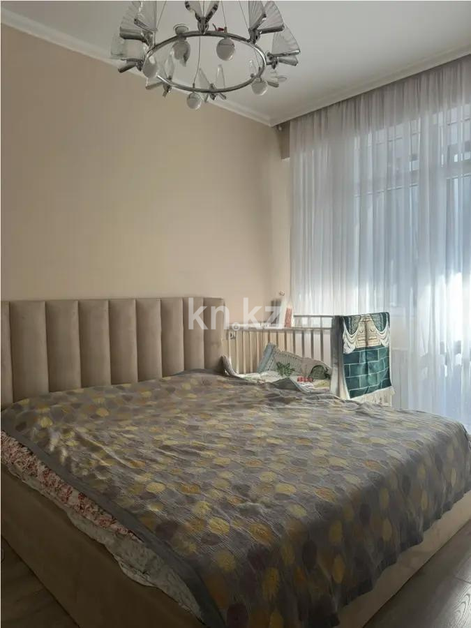 Продажа 3-комнатной квартиры, 65 м², пр. Абая, дом  164 - Продажа квартир в Алматы фото 1 из 4