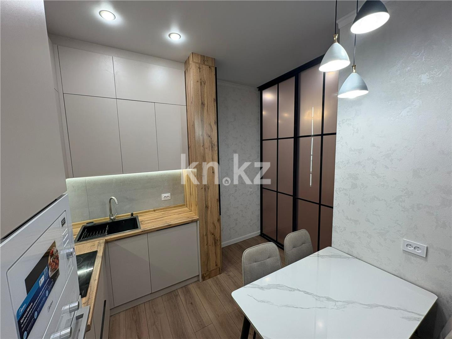 Продажа 3-комнатной квартиры, 80 м², 137 учетный квартал, дом  343 - Продажа квартир в Караганде фото 3 из 17