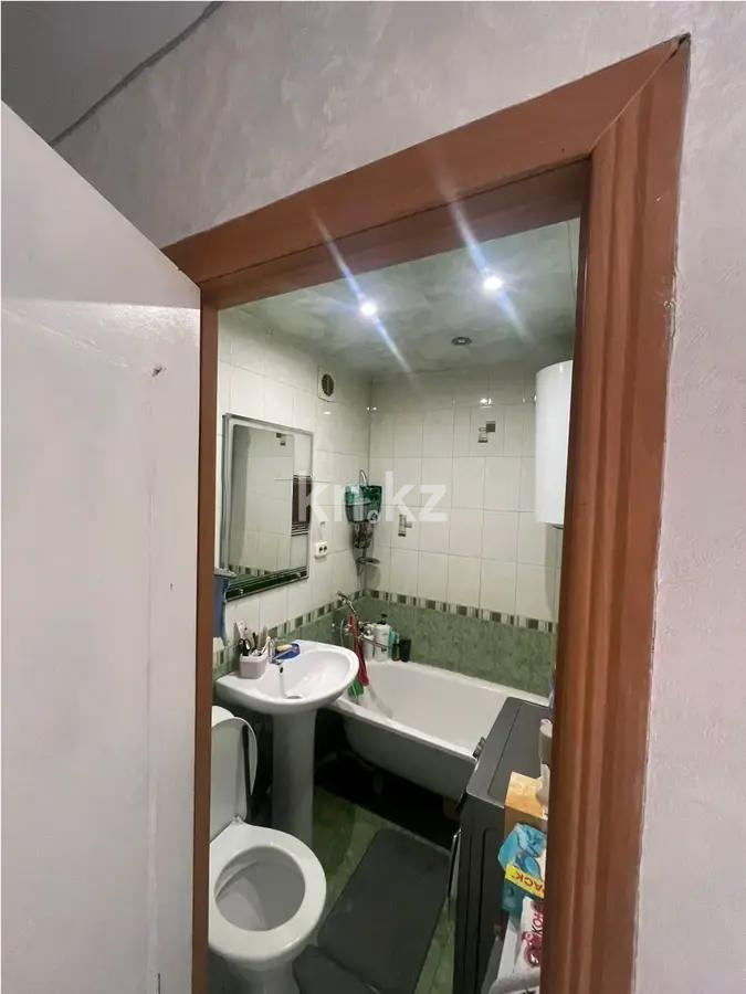 Продажа 1-комнатной квартиры, 31 м², 18 мкр., дом  7 - Продажа  однокомнатных квартир в Караганде с фото фото 3 из 3