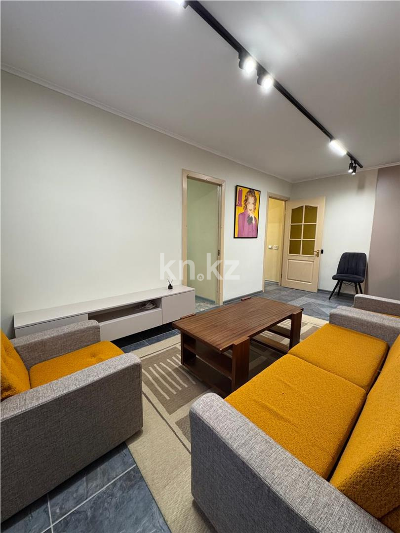 Продажа 2-комнатной квартиры, 41 м², ул. Алиханова - Продажа квартир в Караганде фото 3 из 12