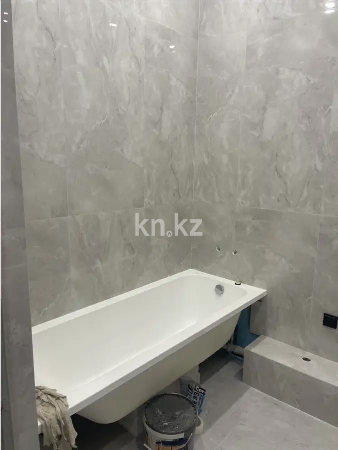 Продажа 1-комнатной квартиры, 37 м², ул. Северное Кольцо, дом  92/11 стр в Алматы - фото 2