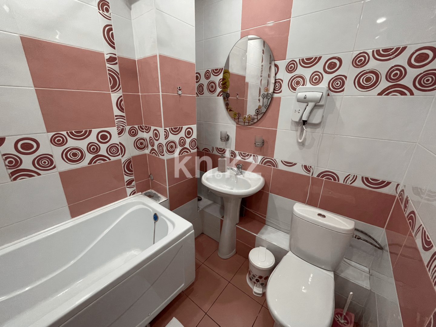 Аренда 1-комнатной квартиры посуточно, 40 м² в Алматы - фото 13