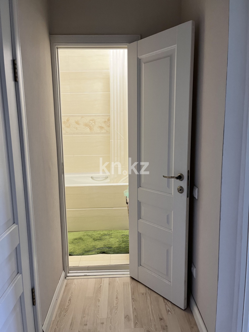 Продажа 2-комнатной квартиры, 60.2 м² в Алматы - фото 14