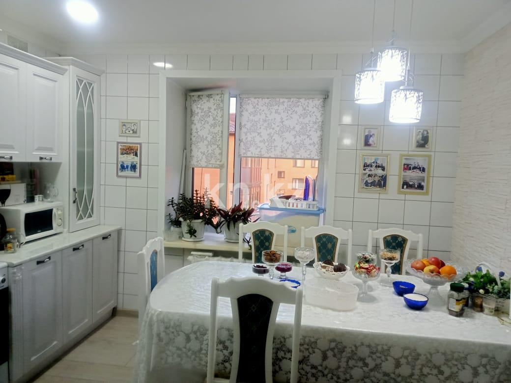 Продажа 4-комнатной квартиры, 86 м², 83 квартал, дом  5 - Продажа  четырехкомнатных квартир в Караганде фото 11 из 20