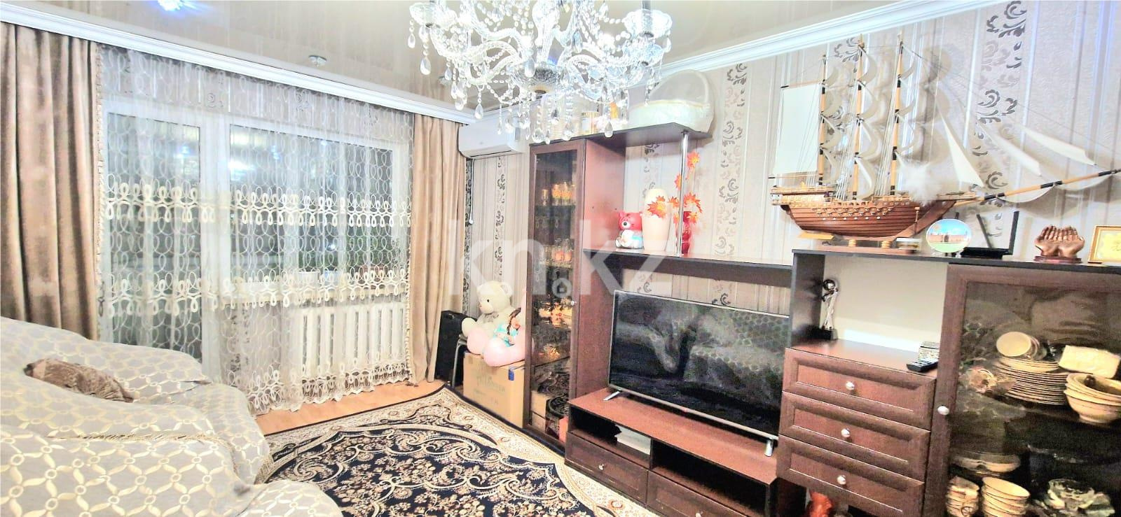 Продажа 3-комнатной квартиры, 62 м², мкр-н 15 - Продажа квартир в Караганде фото 1 из 24