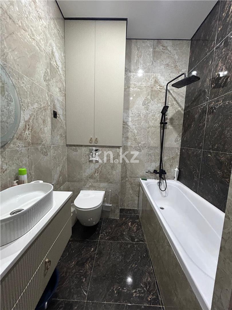 Продажа 3-комнатной квартиры, 73.5 м², ул. Букетова - Продажа  трехкомнатных квартир в Караганде фото 10 из 14