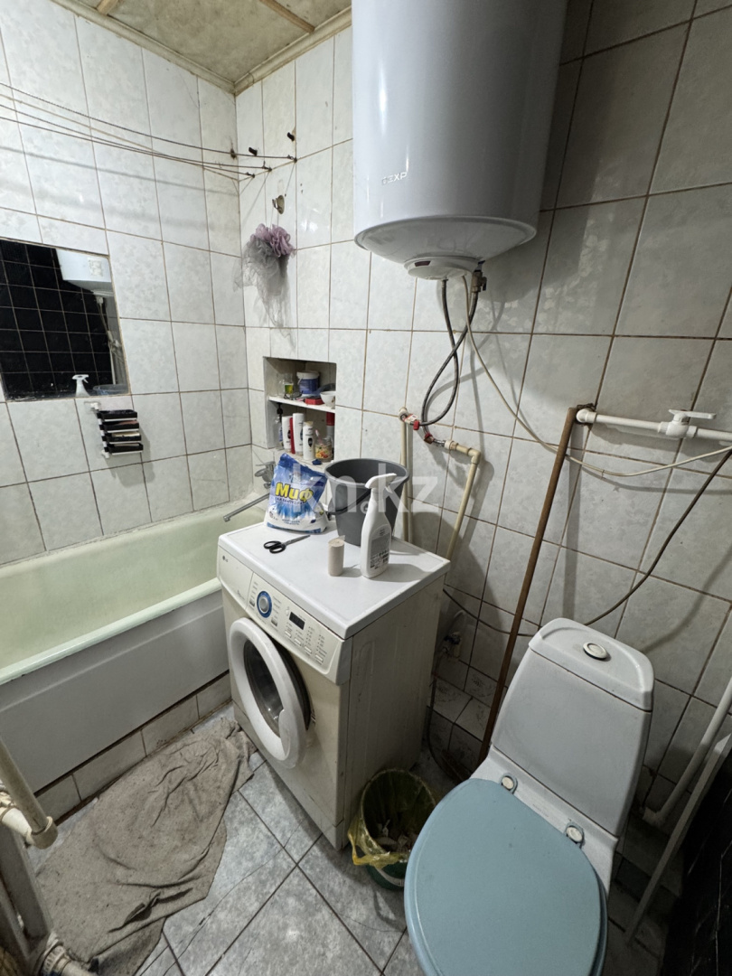 Продажа 3-комнатной квартиры, 57 м², ул. Локомотивная, дом  153 в Караганде - фото 8